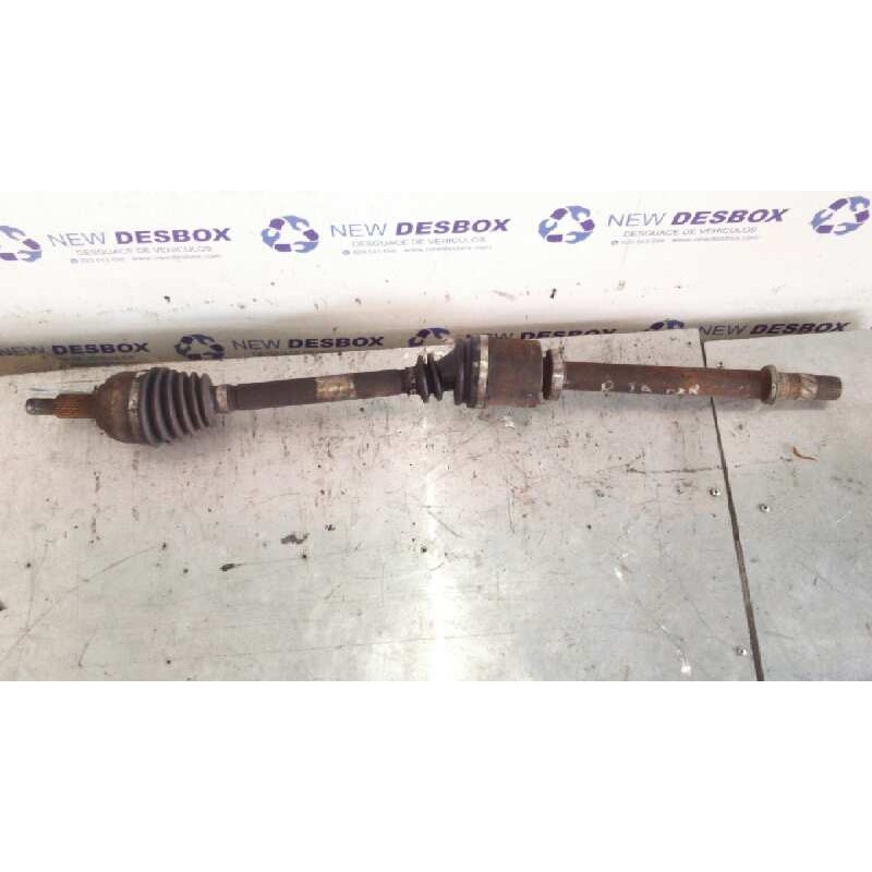 Recambio de transmision delantera derecha para renault scenic ii 1.9 dci diesel referencia OEM IAM 8200436366  