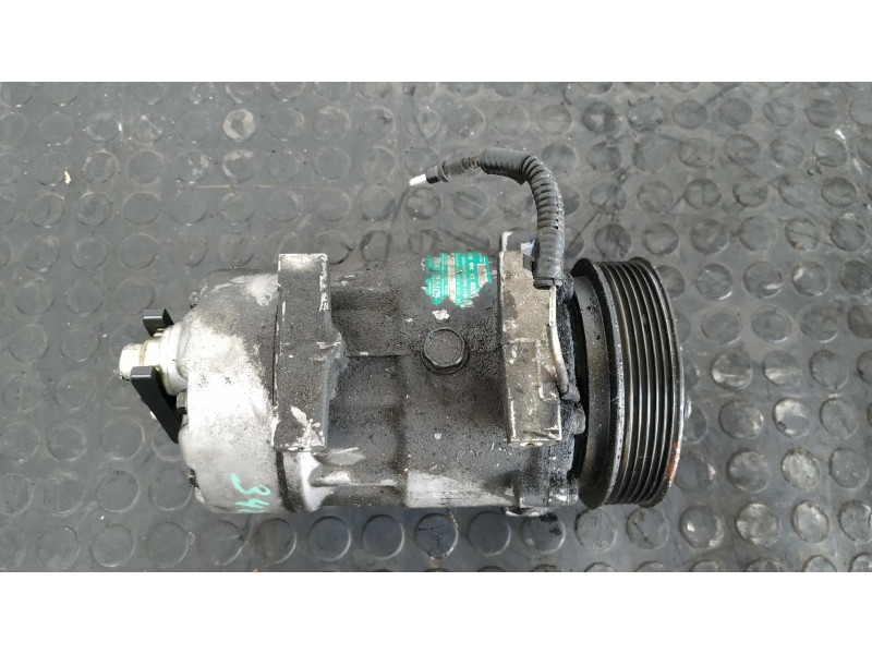 Recambio de compresor aire acondicionado para renault megane i scenic (ja0) 1.9 diesel referencia OEM IAM 7700866828B  