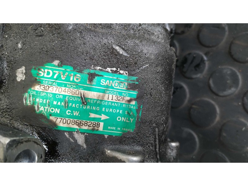 Recambio de compresor aire acondicionado para renault megane i scenic (ja0) 1.9 diesel referencia OEM IAM 7700866828B  