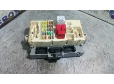 Recambio de caja reles / fusibles para fiat bravo (198) 1.9 8v jtd cat referencia OEM IAM 51761160  