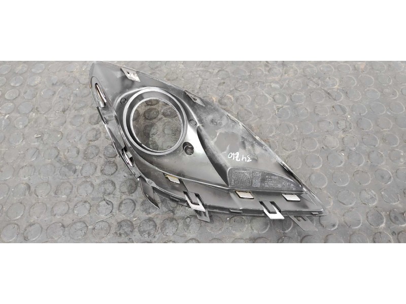 Recambio de rejilla paragolpes derecha para opel corsa d catch me now referencia OEM IAM 13286026  