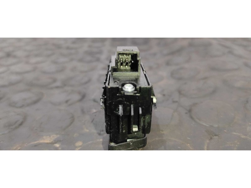 Recambio de interruptor para mercedes-benz clase c (w204) berlina 2.2 cdi cat referencia OEM IAM A2048706310  