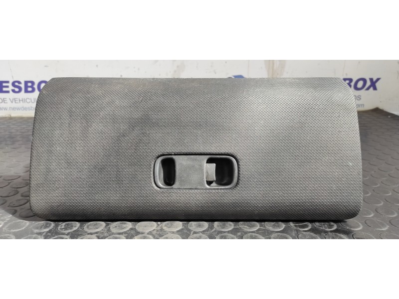 Recambio de guantera para mitsubishi montero (v60/v70) 3.2 di-d avance (5-ptas.) referencia OEM IAM MR402402  