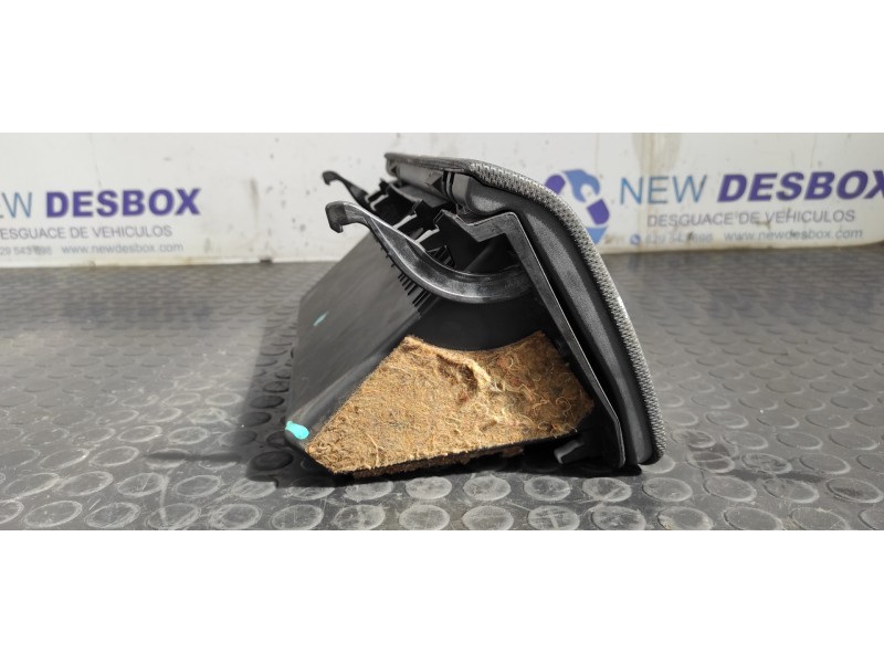 Recambio de guantera para mitsubishi montero (v60/v70) 3.2 di-d avance (5-ptas.) referencia OEM IAM MR402402  