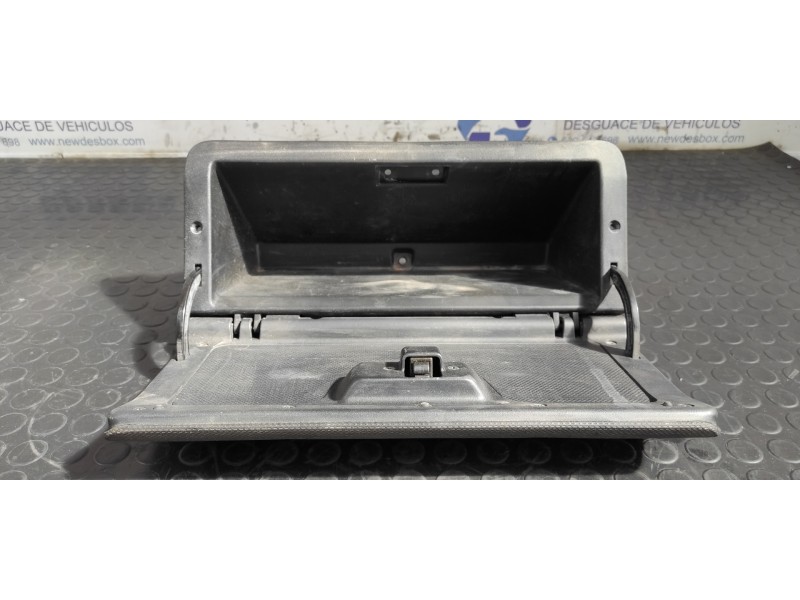 Recambio de guantera para mitsubishi montero (v60/v70) 3.2 di-d avance (5-ptas.) referencia OEM IAM MR402402  