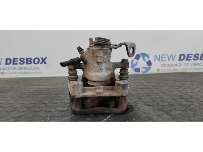 Recambio de pinza de freno trasera derecha para opel zafira a blue line referencia OEM IAM LUCAS388792  