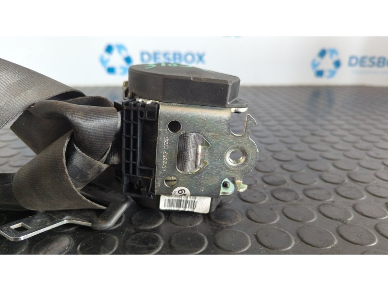 Recambio de cinturon delantero derecho para fiat scudo furgón (272) 10 business l1h1 90 multijet referencia OEM IAM 14947560XX  
