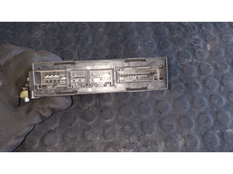 Recambio de motor elevalunas delantero derecho para audi a4 berlina (8e) 2.0 tdi referencia OEM IAM 8E1959802H  