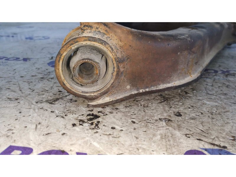 Recambio de brazo izquierdo inferior delantero para suzuki vitara se/sv (et) 1.9 turbodiesel referencia OEM IAM   