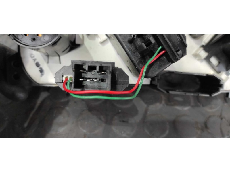 Recambio de mando calefaccion / aire acondicionado para hyundai coupe (j2) 1.6 16v cat referencia OEM IAM UJ1AM11  