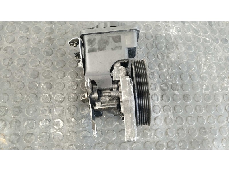 Recambio de bomba direccion para bmw serie 3 berlina (e46) 2.0 16v diesel cat referencia OEM IAM 7692974519  