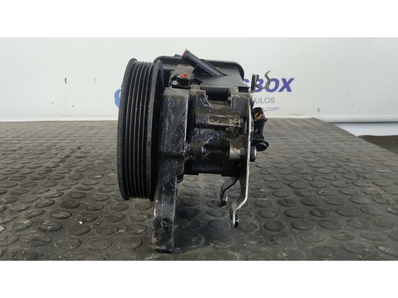 Recambio de bomba direccion para bmw serie 3 berlina (e46) 2.0 16v diesel cat referencia OEM IAM 7692974519  