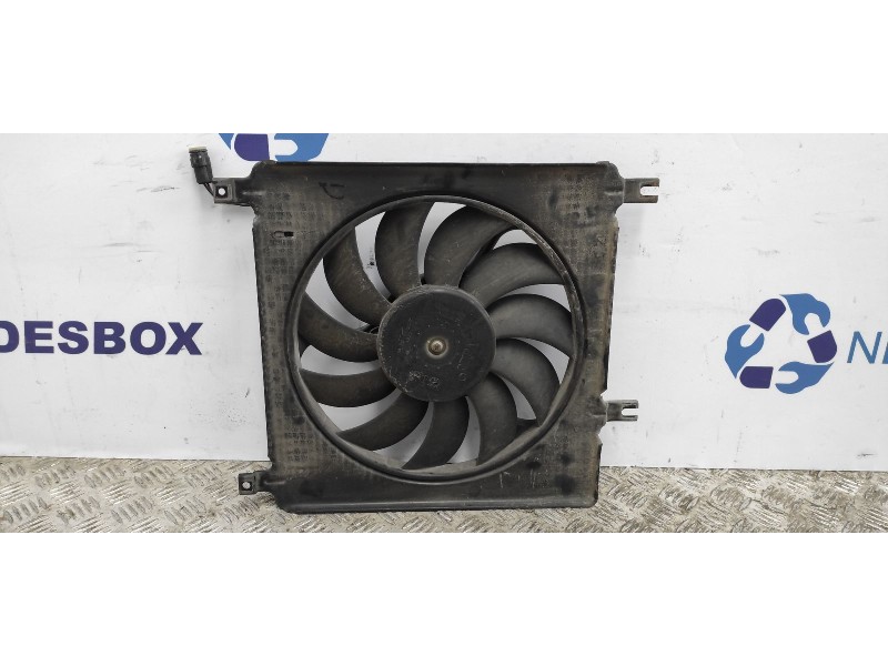 Recambio de electroventilador para opel agila 1.2 16v cat (z 12 xe / lw4) referencia OEM IAM 866615E  