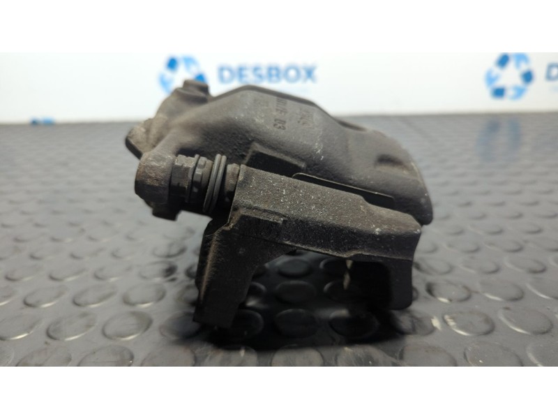 Recambio de pinza de freno delantera izquierda para renault kangoo furgón compact grand confort referencia OEM IAM J249681B  