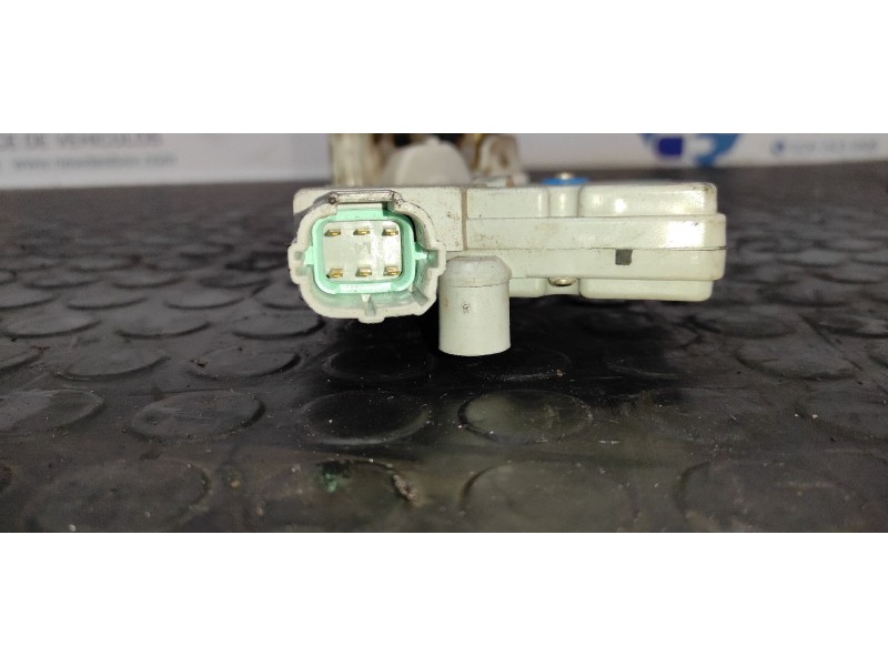 Recambio de cerradura puerta delantera derecha para nissan terrano/terrano.ii (r20) 2.7 turbodiesel referencia OEM IAM 1015  
