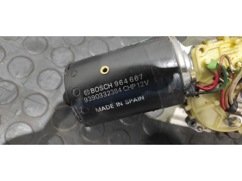 Recambio de motor limpia delantero para nissan terrano/terrano.ii (r20) 2.7 turbodiesel referencia OEM IAM 288100F000  