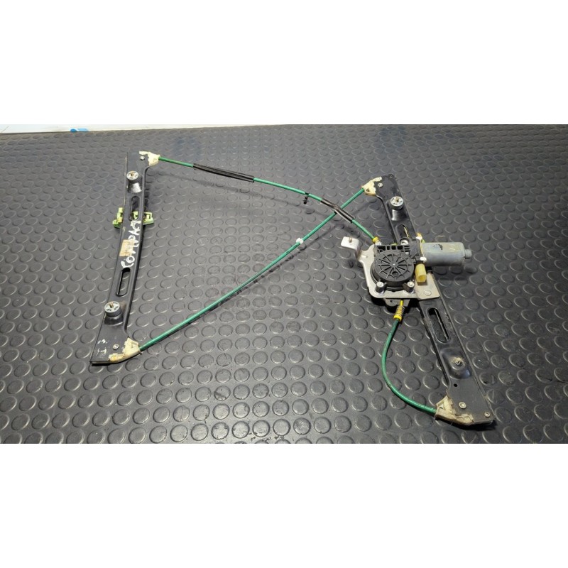 Recambio de elevalunas delantero izquierdo para bmw serie 3 compact (e46) 316ti m sport referencia OEM IAM 8251340  