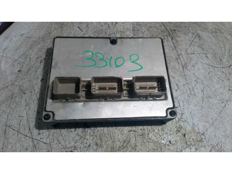 Recambio de centralita motor uce para ford focus berlina (cap) 2.0 cat referencia OEM IAM 5M5112A650SC  