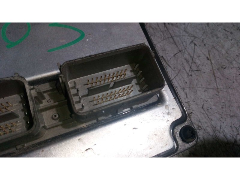 Recambio de centralita motor uce para ford focus berlina (cap) 2.0 cat referencia OEM IAM 5M5112A650SC  