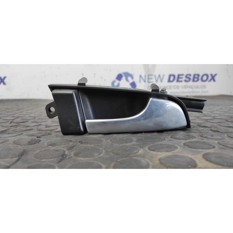 Recambio de maneta interior delantera derecha para audi a3 (8p) 2.0 tdi ambiente referencia OEM IAM 8P3867020  