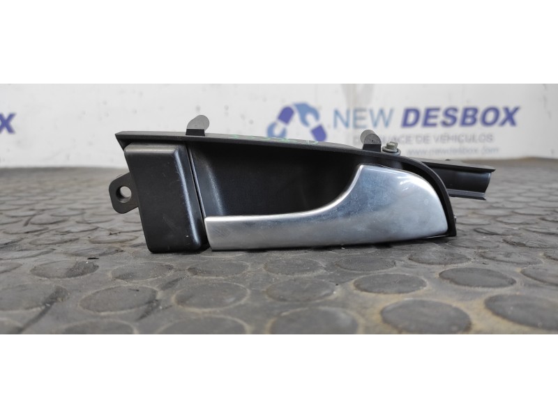 Recambio de maneta interior delantera derecha para audi a3 (8p) 2.0 tdi ambiente referencia OEM IAM 8P3867020  