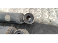 Recambio de amortiguador trasero para nissan terrano/terrano.ii (r20) aventura referencia OEM IAM 562101F202   2