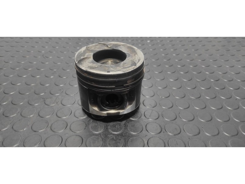 Recambio de piston para mitsubishi montero (v80/v90) 3.2 di-d intense (3-ptas.) referencia OEM IAM ME191470  