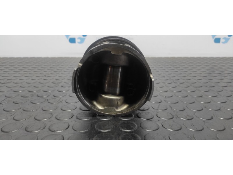 Recambio de piston para mitsubishi montero (v80/v90) 3.2 di-d intense (3-ptas.) referencia OEM IAM ME191470  