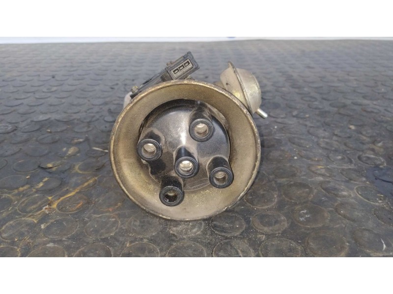 Recambio de delco para ford escort berlina 1.6 cat-u referencia OEM IAM 89SF12100DA  