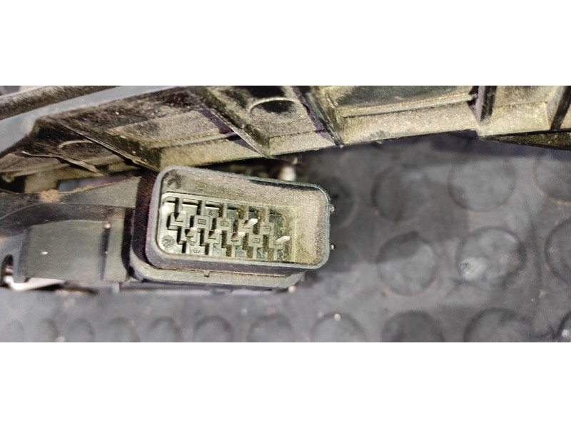 Recambio de cerradura puerta delantera izquierda para ford focus berlina (cap) 1.6 cat referencia OEM IAM 4M5AA26413BB  
