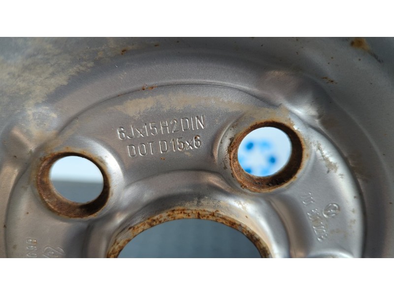 Recambio de llanta para volkswagen t4 transporter/furgoneta (mod. 1991) 1.9 diesel (1x) referencia OEM IAM 701601027B  