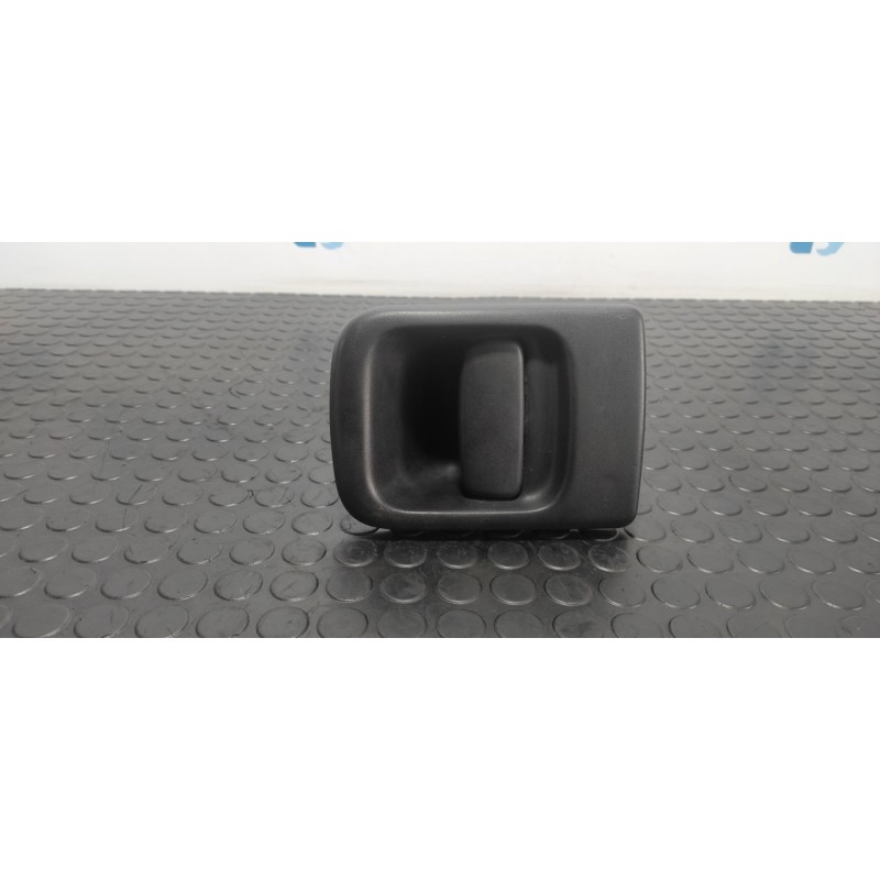 Recambio de maneta trasera derecha para nissan interstar mod. 04 (x70) 2.5 dci diesel cat referencia OEM IAM 7700352433AR  