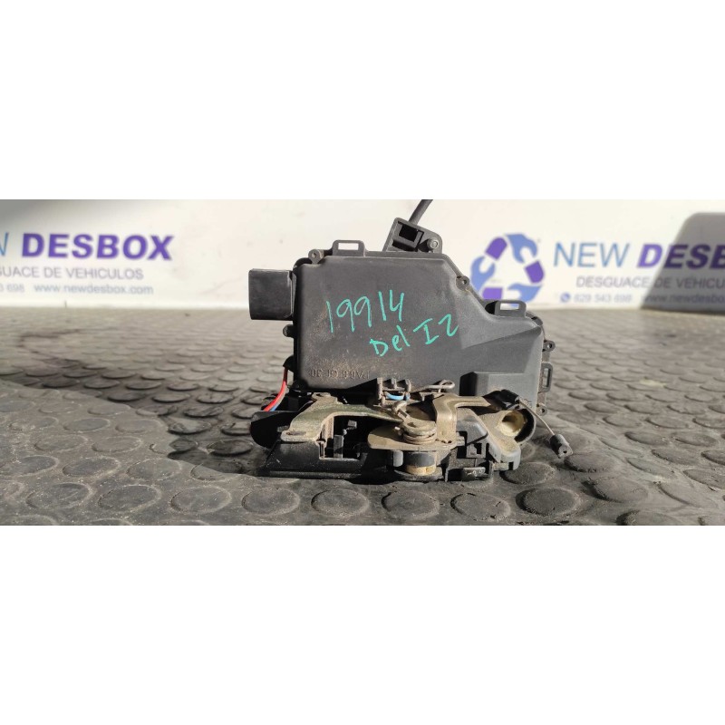 Recambio de cerradura puerta delantera izquierda para volkswagen golf iv variant (1j5) 1.9 tdi referencia OEM IAM C3B1837015A  