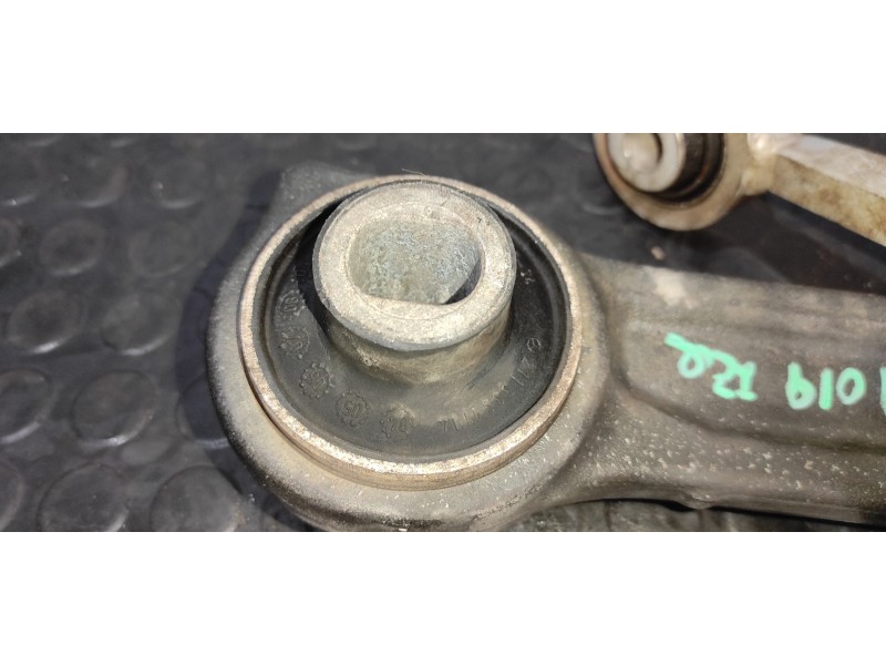 Recambio de brazo izquierdo inferior delantero para mercedes-benz clase e (w211) berlina e 270 cdi (211.016) referencia OEM IAM 