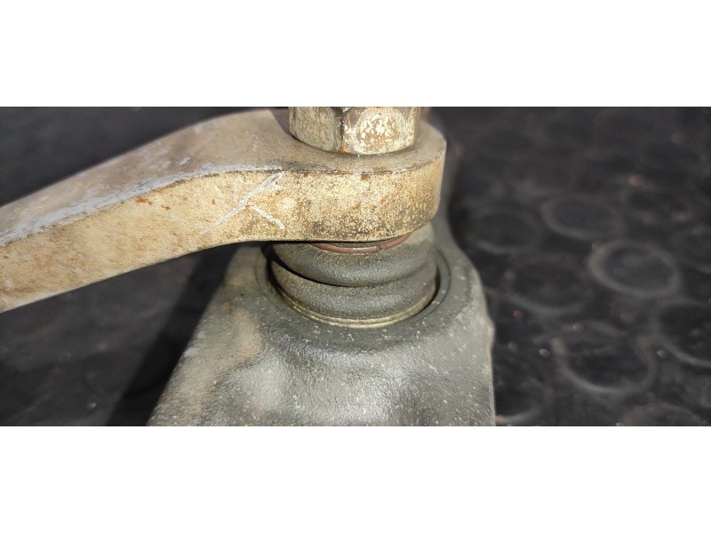 Recambio de brazo izquierdo inferior delantero para mercedes-benz clase e (w211) berlina e 270 cdi (211.016) referencia OEM IAM 