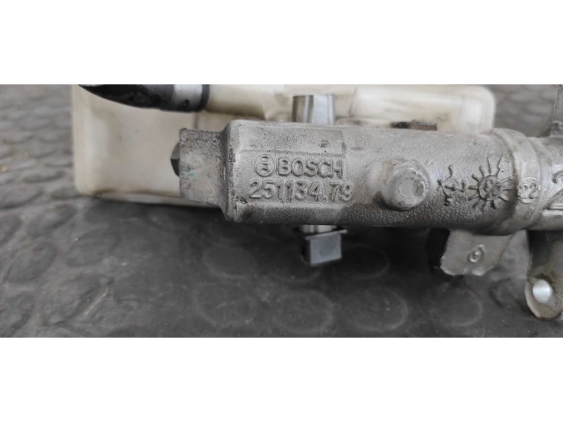 Recambio de bomba freno para toyota avensis berlina (t25) 2.0 d4-d executive berlina (5-ptas.) referencia OEM IAM 25113479  
