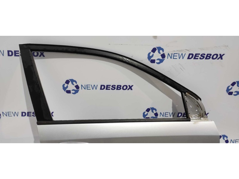Recambio de puerta delantera derecha para honda civic berlina 3 (ep1/2) 1.7 cdti cat referencia OEM IAM   
