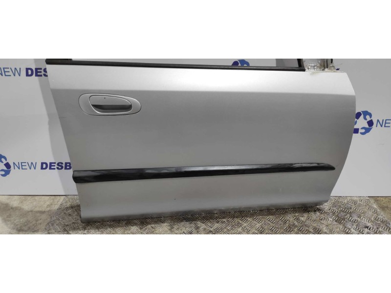 Recambio de puerta delantera derecha para honda civic berlina 3 (ep1/2) 1.7 cdti cat referencia OEM IAM   