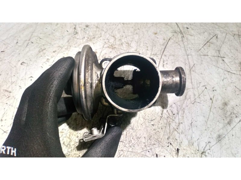 Recambio de valvula egr para bmw serie 3 berlina (e46) 2.0 16v diesel cat referencia OEM IAM 778545204  