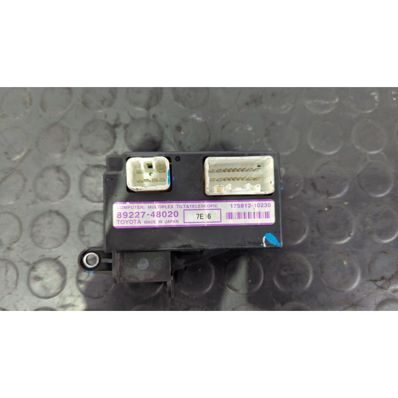 Recambio de modulo electronico para toyota lexus rx 400h referencia OEM IAM 8922748020  