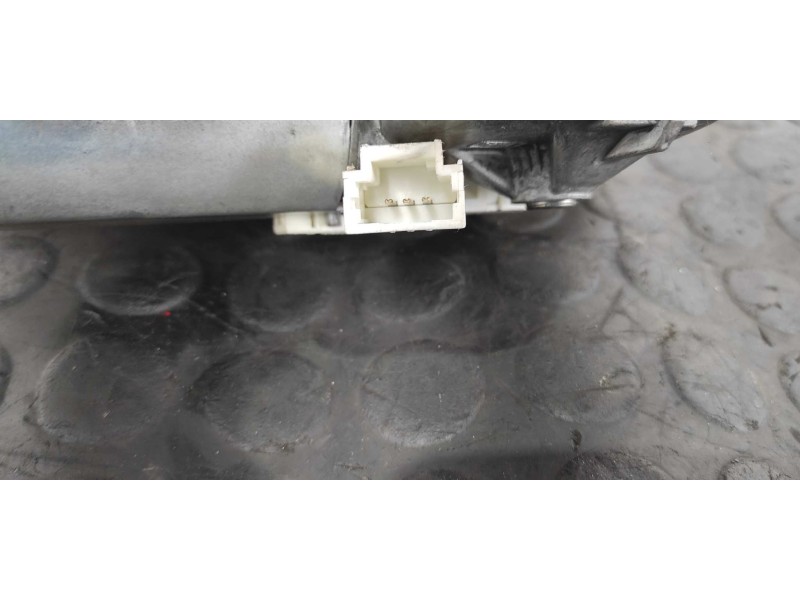 Recambio de motor limpia trasero para citroen c8 2.2 hdi 16v premier ii referencia OEM IAM VALEO  