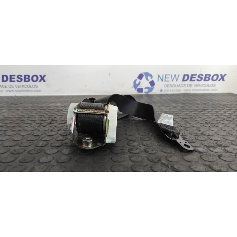 Recambio de cinturon delantero derecho para bmw x3 (e83) 2.0 16v diesel cat referencia OEM IAM 33048192  