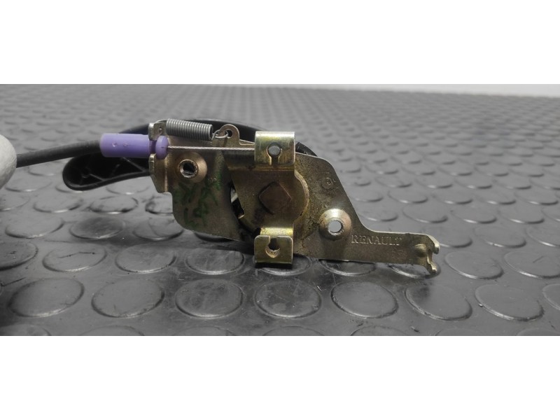 Recambio de maneta interior trasera izquierda para nissan interstar mod. 04 (x70) 2.5 dci diesel cat referencia OEM IAM 7700352 