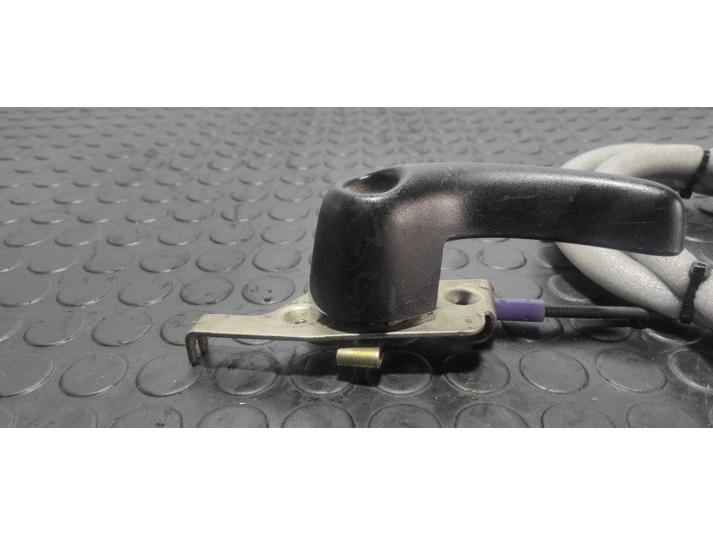 Recambio de maneta interior trasera izquierda para nissan interstar mod. 04 (x70) 2.5 dci diesel cat referencia OEM IAM 7700352 