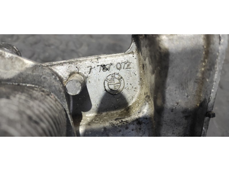 Recambio de soporte filtro aceite para bmw x3 (e83) 2.0 16v diesel cat referencia OEM IAM 7787072  