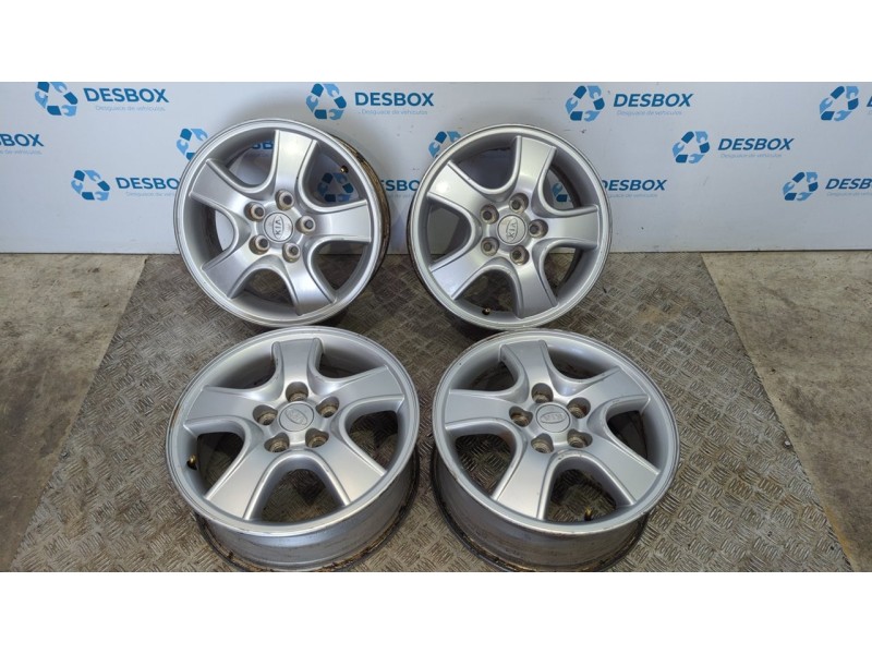 Recambio de juego llantas para kia sportage active 4x4 referencia OEM IAM 529101F300  