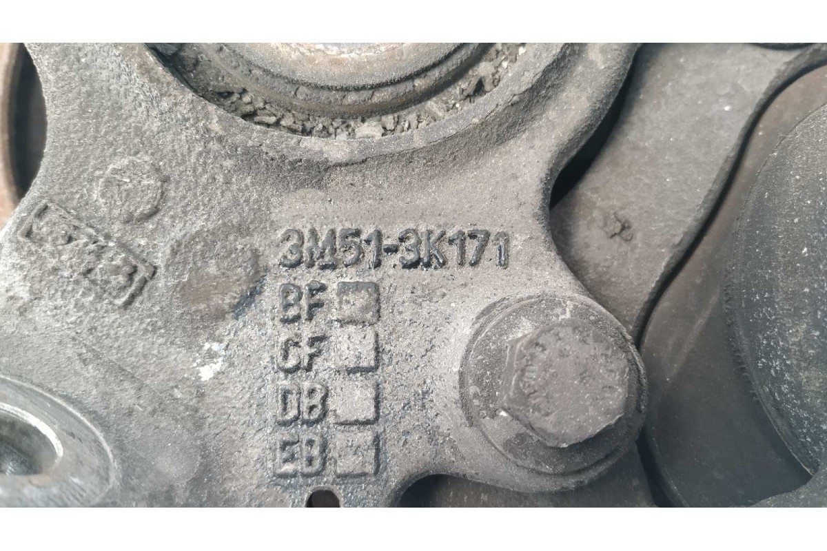 Recambio de mangueta delantera izquierda para ford focus c-max (cap) 1.6 tdci cat referencia OEM IAM 3M513K171  