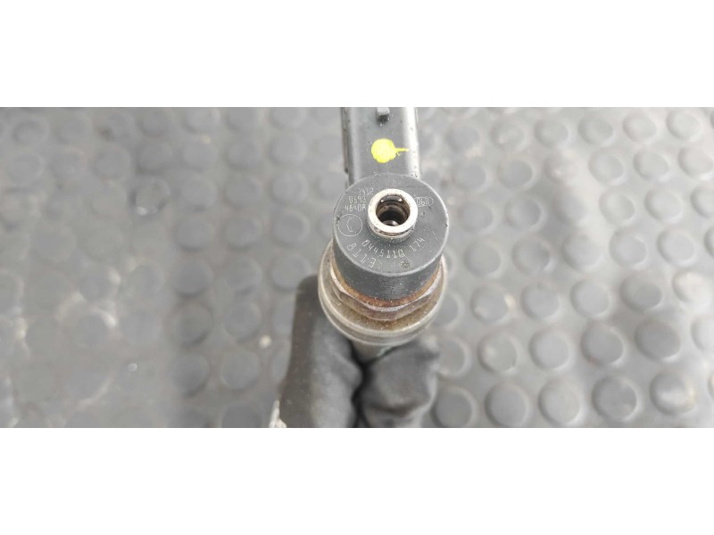 Recambio de inyector para opel astra g berlina 1.7 16v cdti cat (z 17 dtl / lrb) referencia OEM IAM 0445110174  