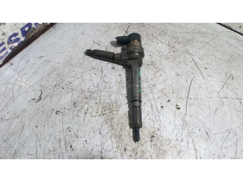 Recambio de inyector para opel astra g berlina 1.7 16v cdti cat (z 17 dtl / lrb) referencia OEM IAM 0445110174  