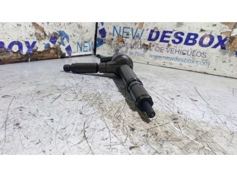 Recambio de inyector para opel astra g berlina 1.7 16v cdti cat (z 17 dtl / lrb) referencia OEM IAM 0445110174  